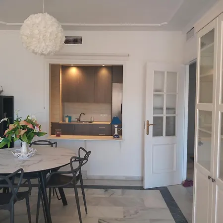 Appartement , Beach, Centre ,balcony With Seaview, For 4 Persons