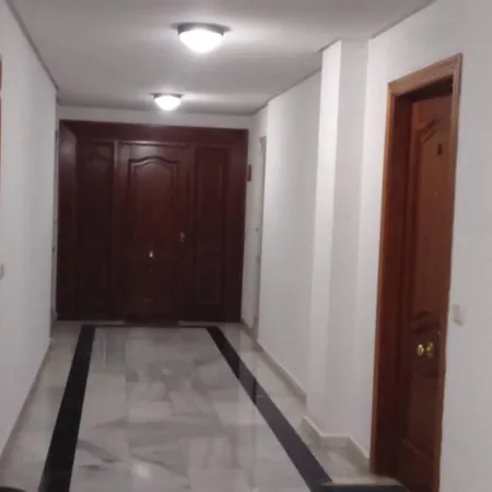 Apartment , Beach, Centre ,balcony With Seaview, For 4 Persons Fuengirola